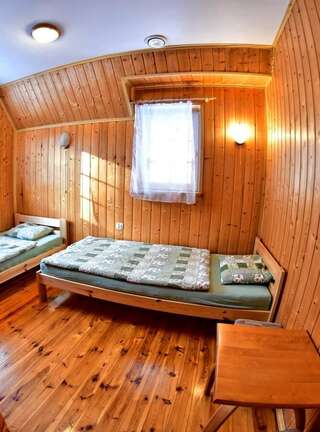 Дома для отпуска Janowa Chata Клетно Дом с 4 спальнями-4
